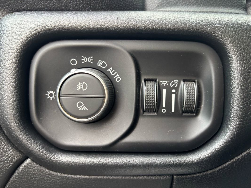 Used 2019 RAM 2500 Big Horn image 24