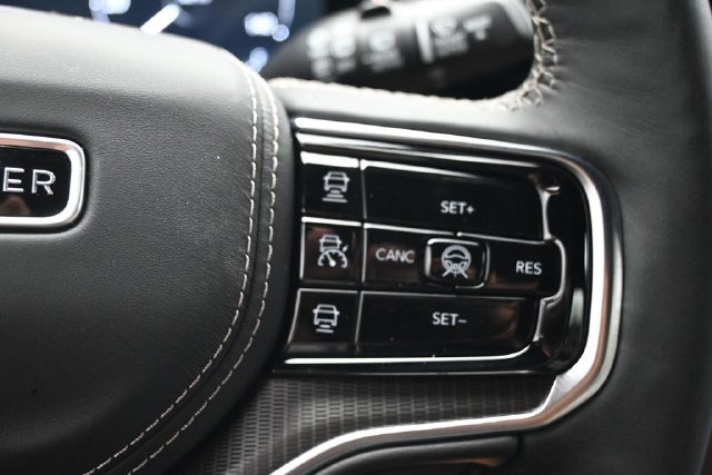 New 2026 Jeep Grand Wagoneer Summit w/ Rear Seat Video Group I AWD/4WD image 11