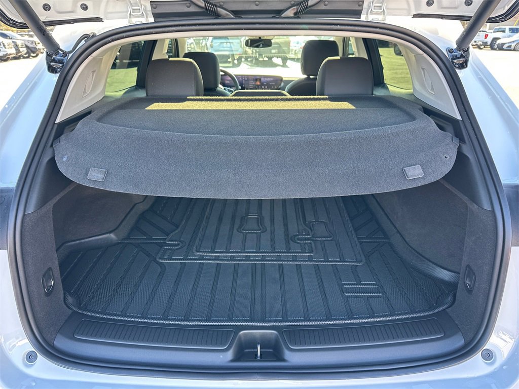 Used 2025 Buick Envision Sport Touring image 19