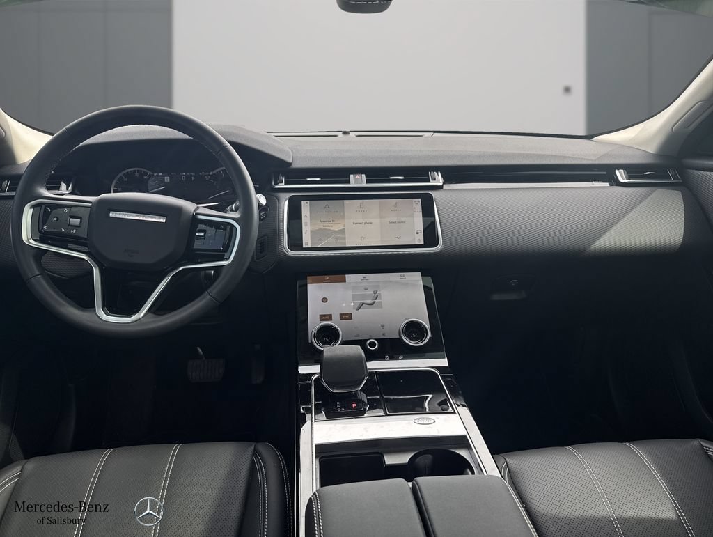 Used 2023 Land Rover Range Rover Velar S AWD/4WD image 7