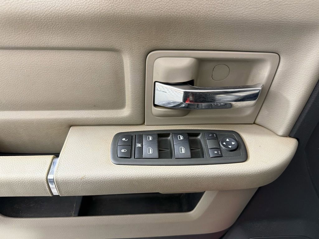 Used 2010 Dodge Ram 3500 Truck SLT image 13