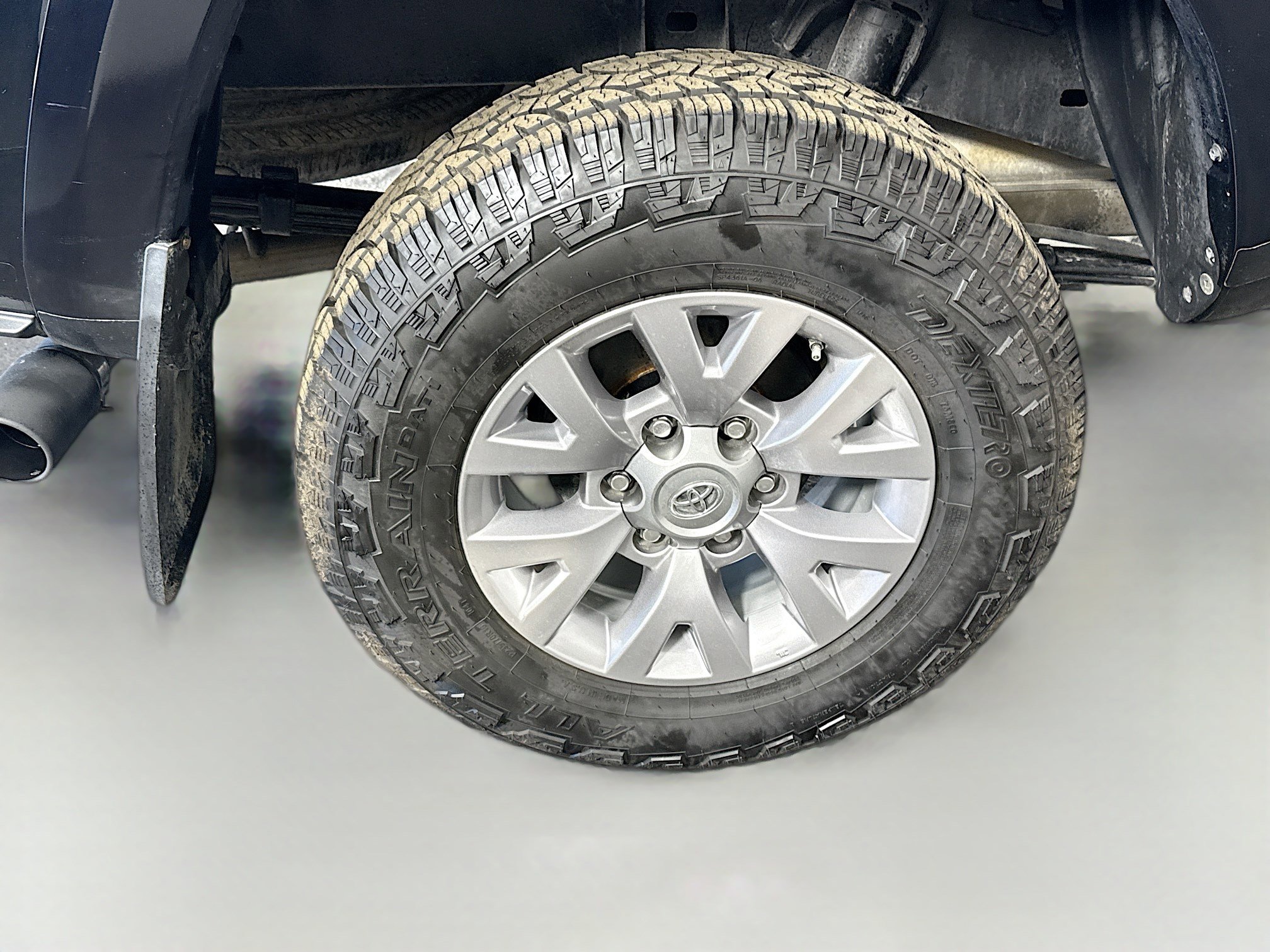 Used 2019 Toyota Tacoma SR5 image 32