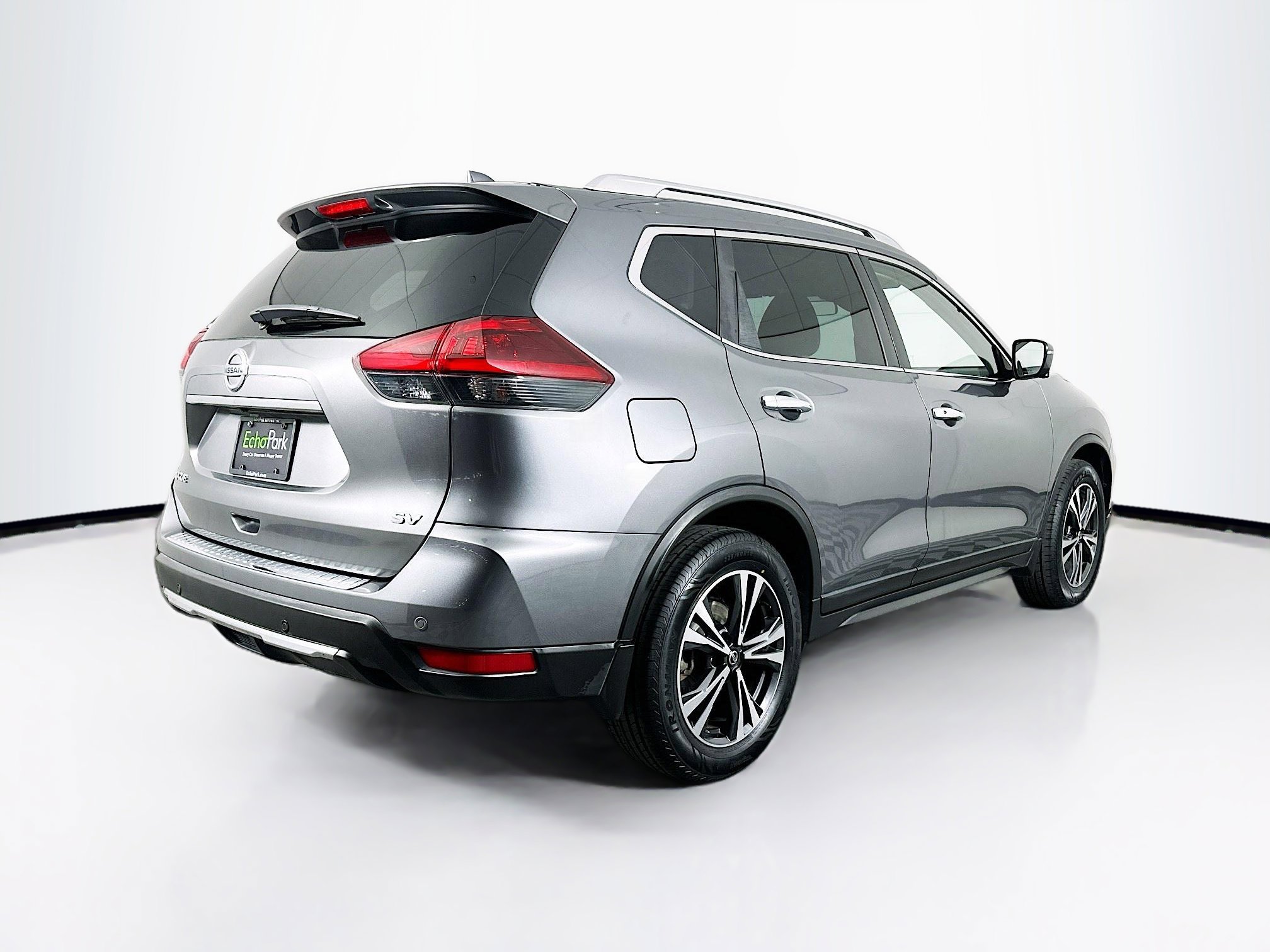Used 2020 Nissan Rogue SV w/ Premium Package image 9