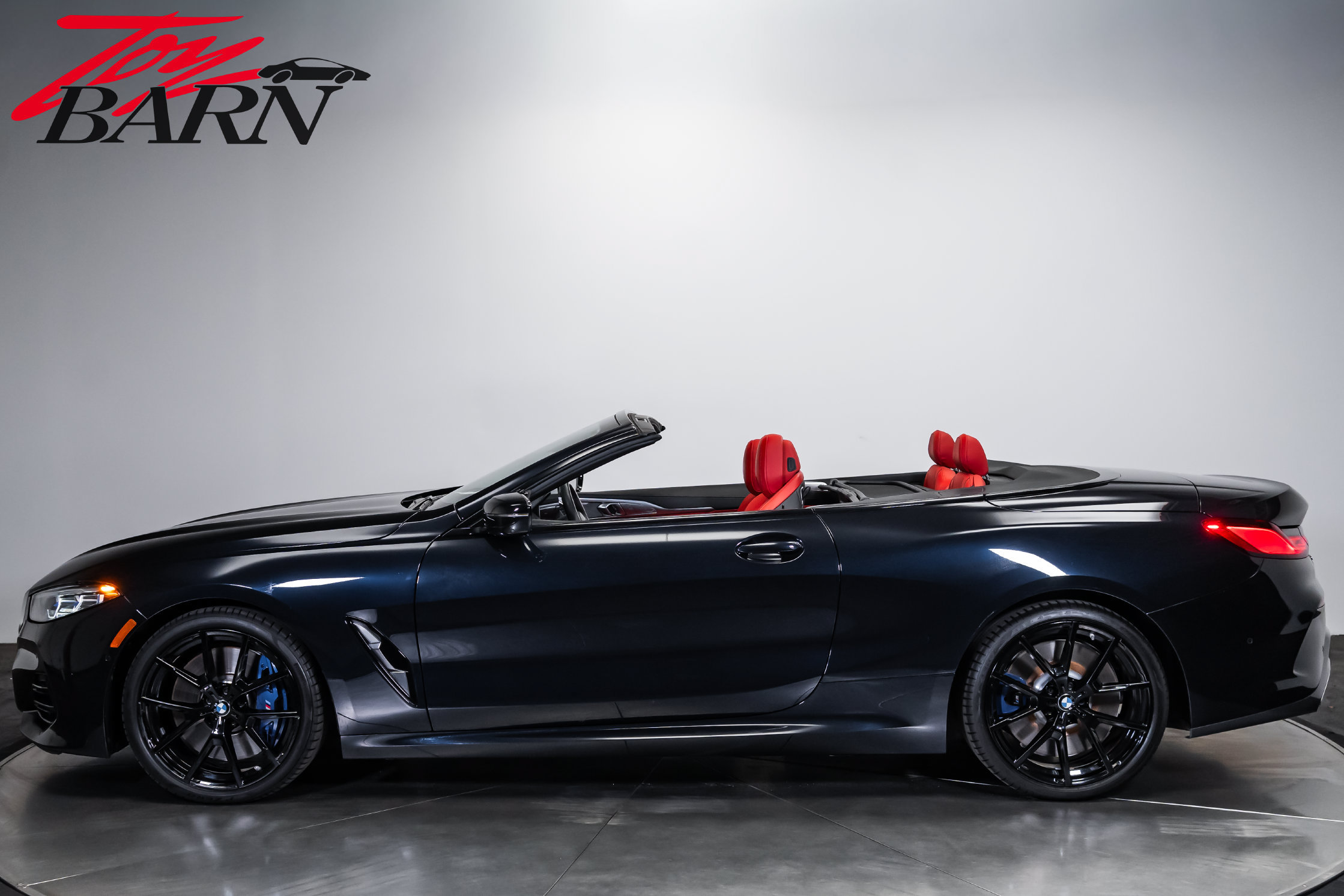 Used 2023 BMW M850i xDrive Convertible AWD/4WD image 2