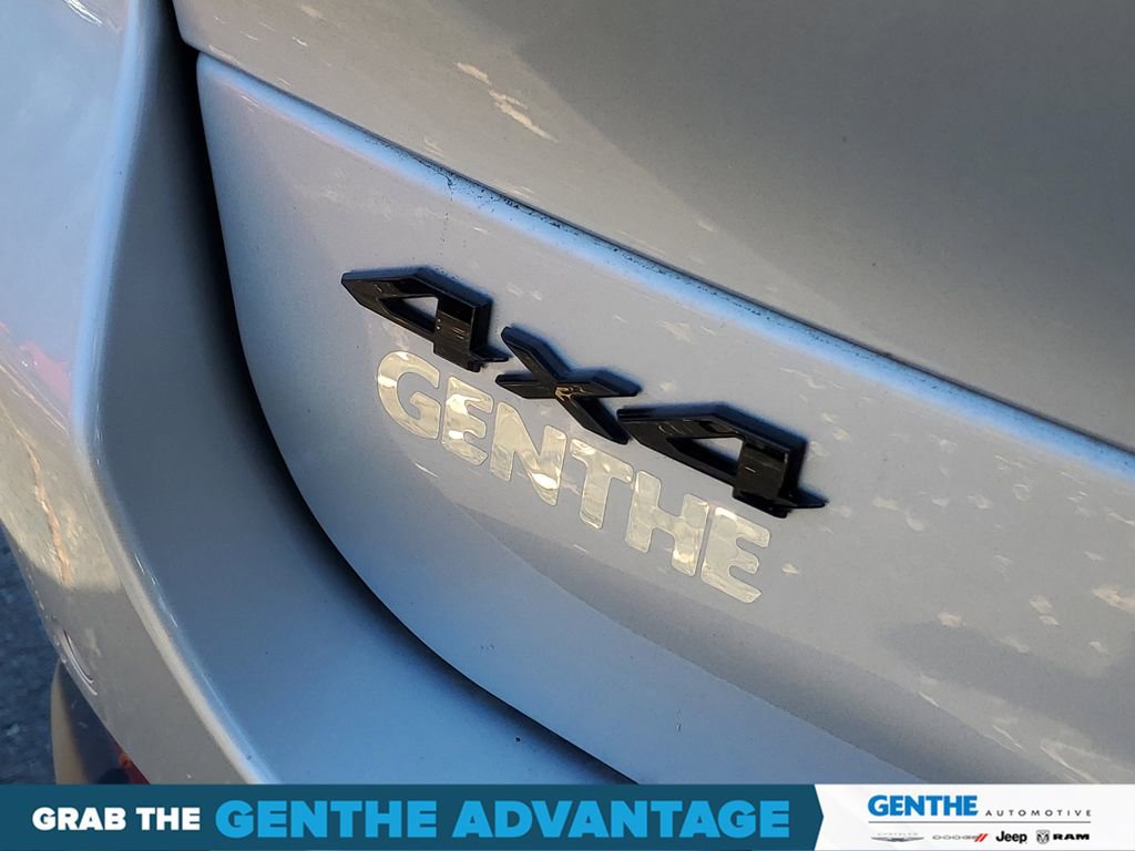 Certified 2024 Jeep Grand Cherokee L Altitude image 6