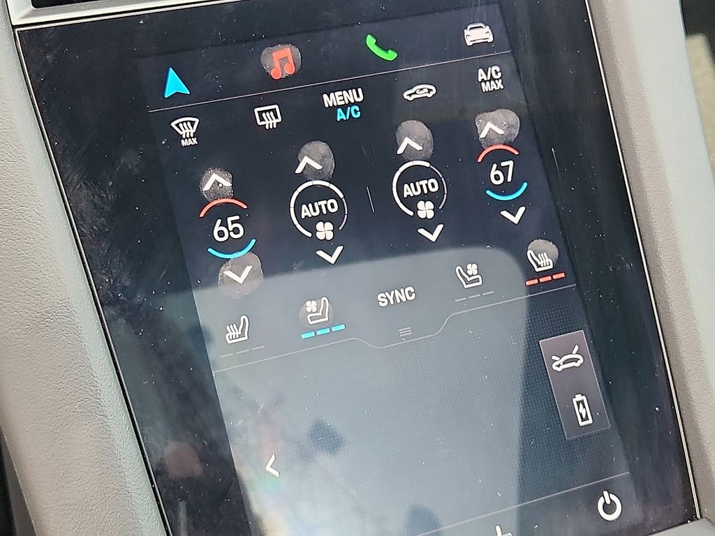 Certified 2025 Porsche Taycan image 15