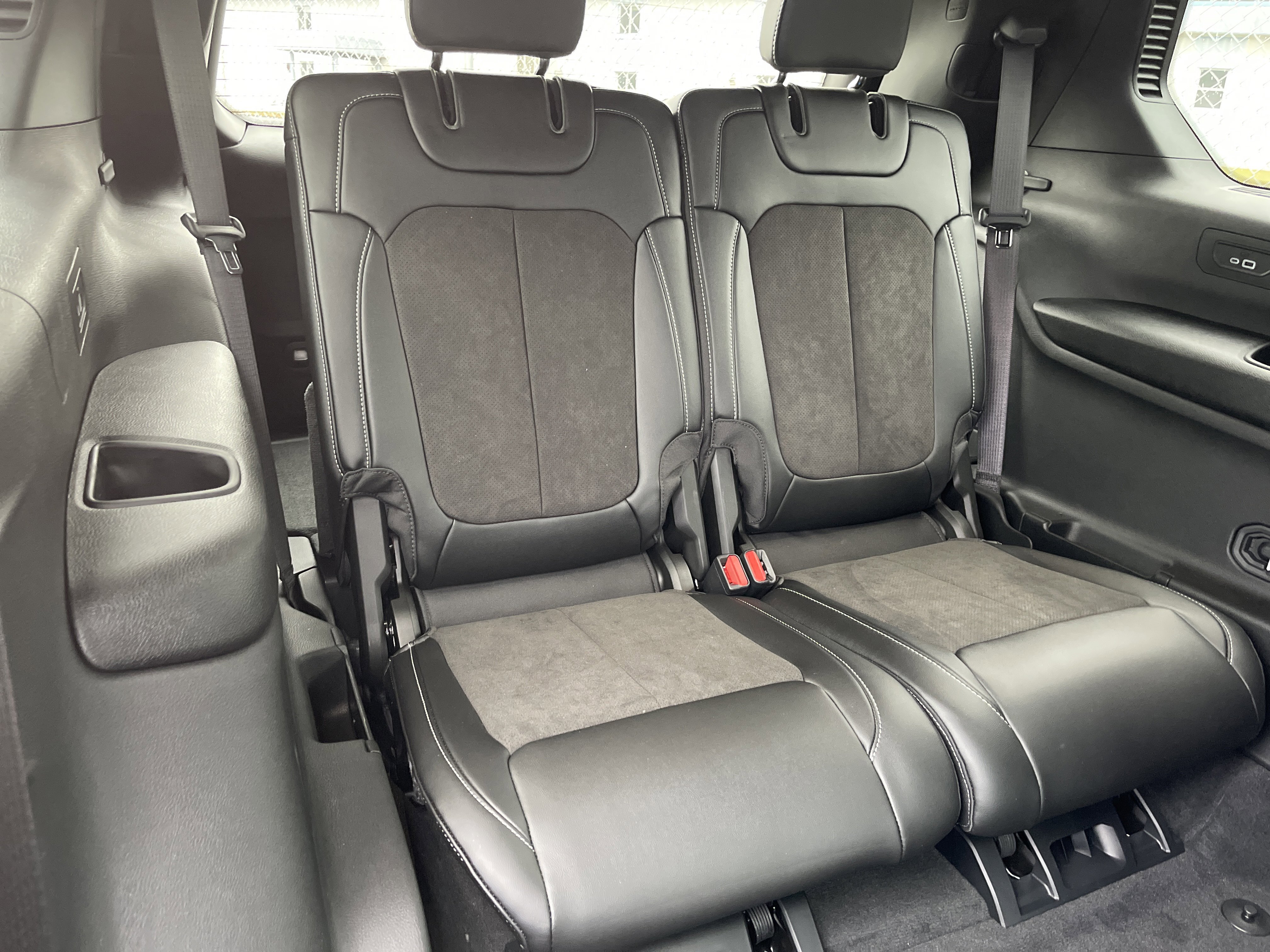 New 2025 Jeep Grand Cherokee L Altitude image 13