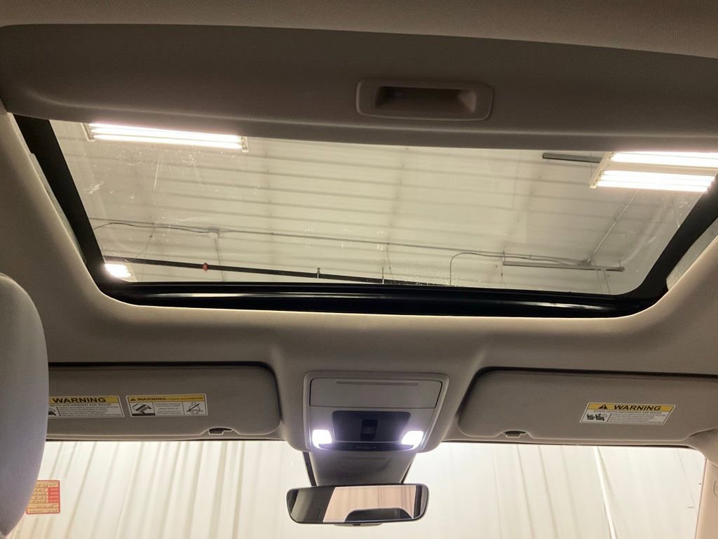 Used 2025 Honda CR-V EX-L image 37