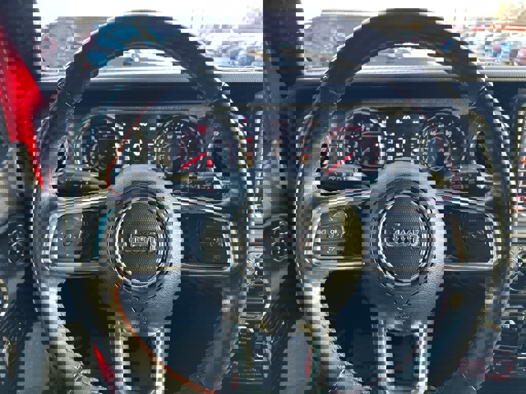 Used 2020 Jeep Wrangler Unlimited Rubicon w/ Quick Order Package 28Y Recon image 15