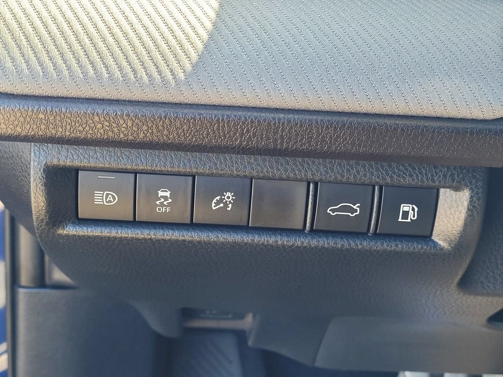Used 2025 Toyota Camry SE AWD/4WD image 23