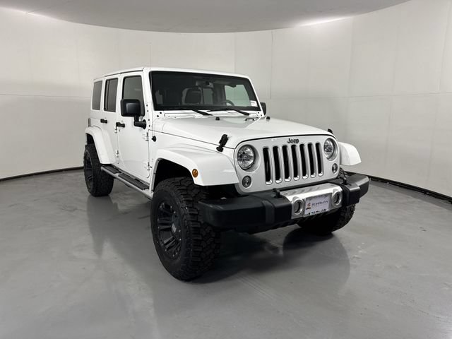 Used 2017 Jeep Wrangler Unlimited Sahara w/ Mopar Chrome Edition Group AWD/4WD image 3