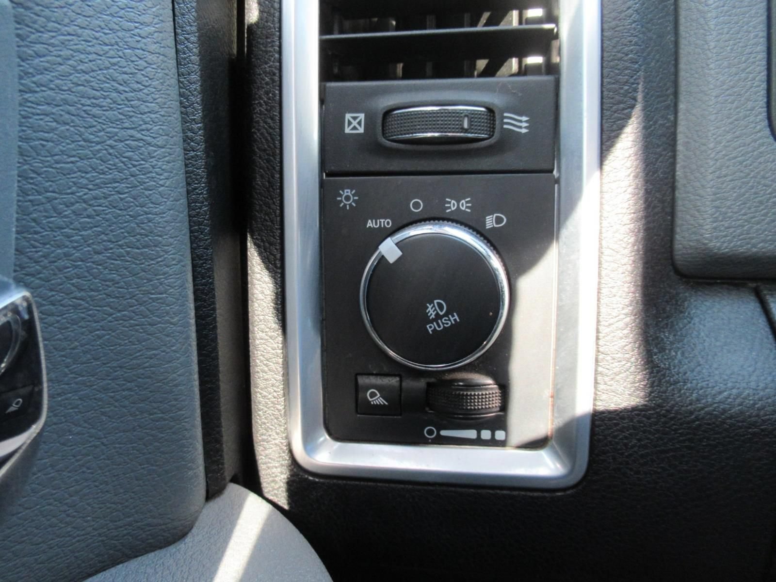 Used 2019 RAM 1500 Big Horn AWD/4WD image 22