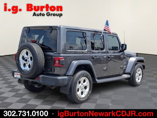 Used 2018 Jeep Wrangler Unlimited Sahara w/ Cold Weather Group AWD/4WD image 6