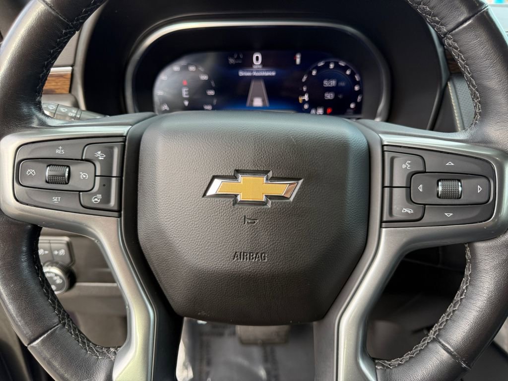 Used 2022 Chevrolet Suburban Premier AWD/4WD image 21