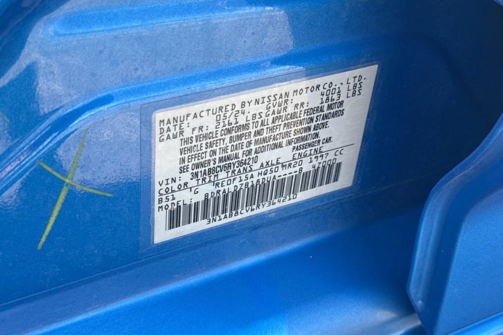 Used 2024 Nissan Sentra SV FWD image 32