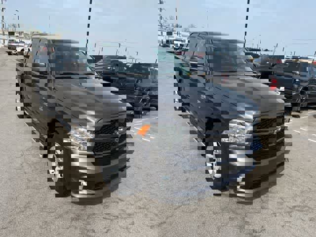 Used 2016 RAM 1500 Express AWD/4WD image 19