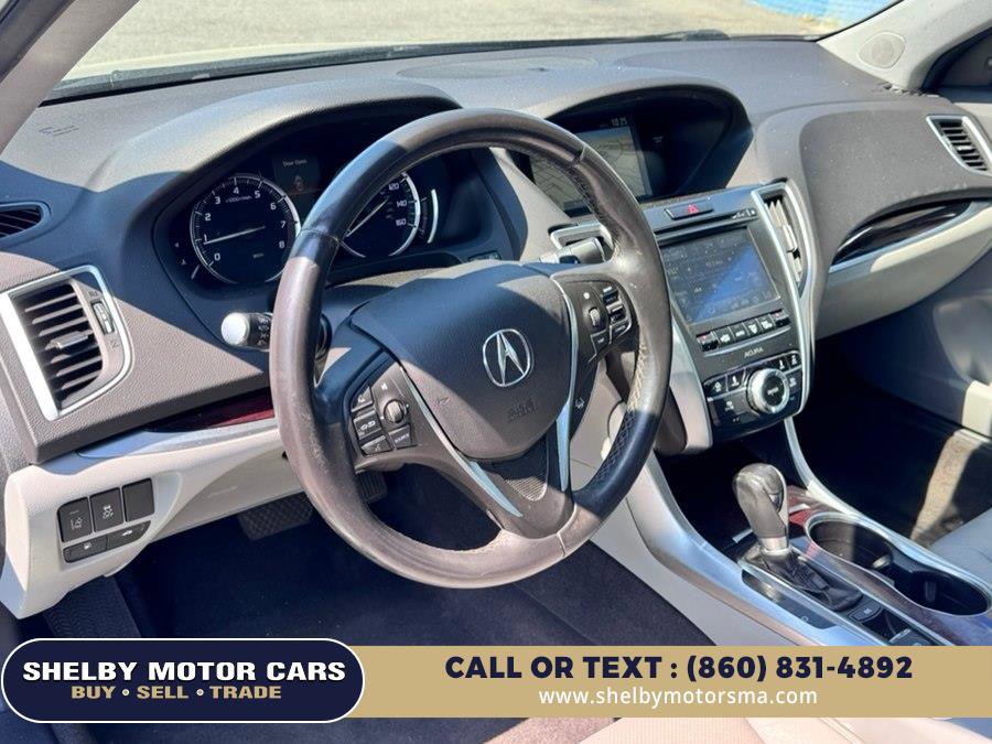 Used 2015 Acura TLX w/ Technology Package FWD image 9