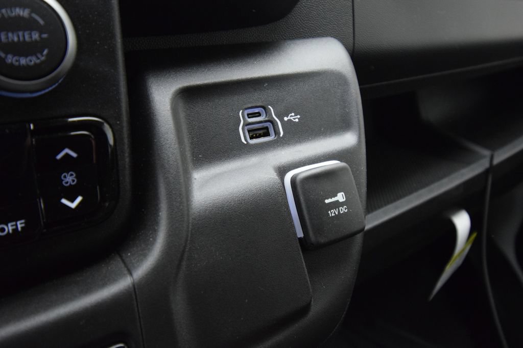 New 2026 RAM ProMaster 3500 w/ Convenience Group FWD image 29
