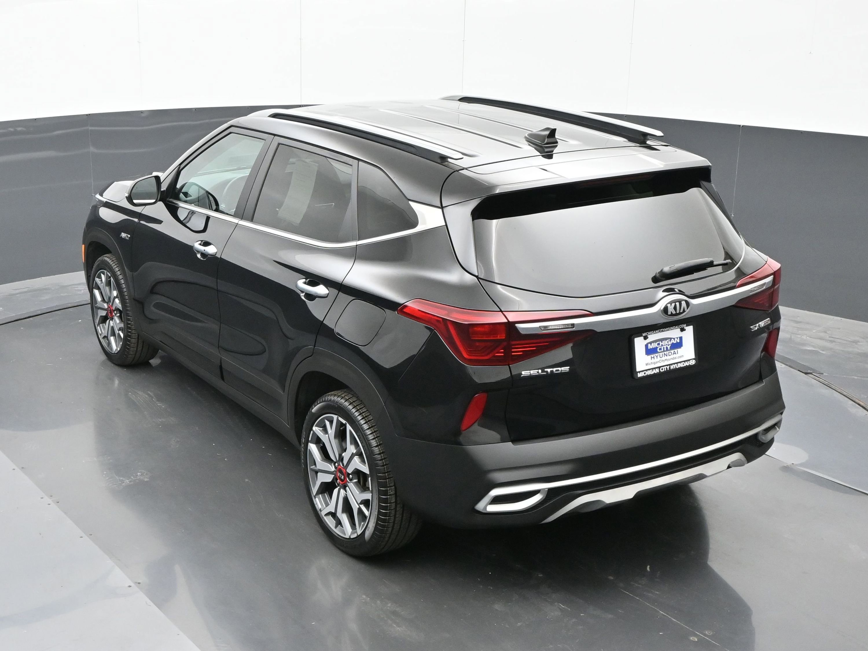 Used 2021 Kia Seltos SX image 33