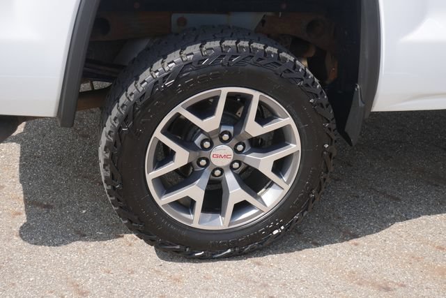 Used 2016 GMC Sierra 1500 SLT w/ All-Terrain Package AWD/4WD image 13