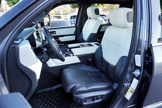 Used 2022 Toyota Tundra Capstone AWD/4WD image 27