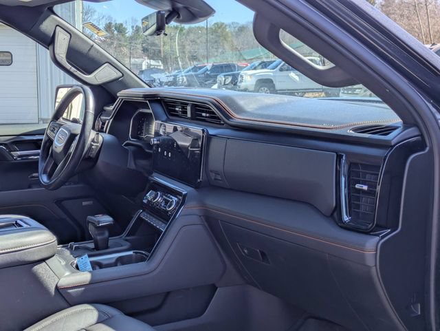Certified 2022 GMC Sierra 1500 AT4 w/ AT4 Premium Package AWD/4WD image 37