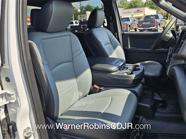 New 2025 RAM 3500 Tradesman w/ Chrome Appearance Group image 14