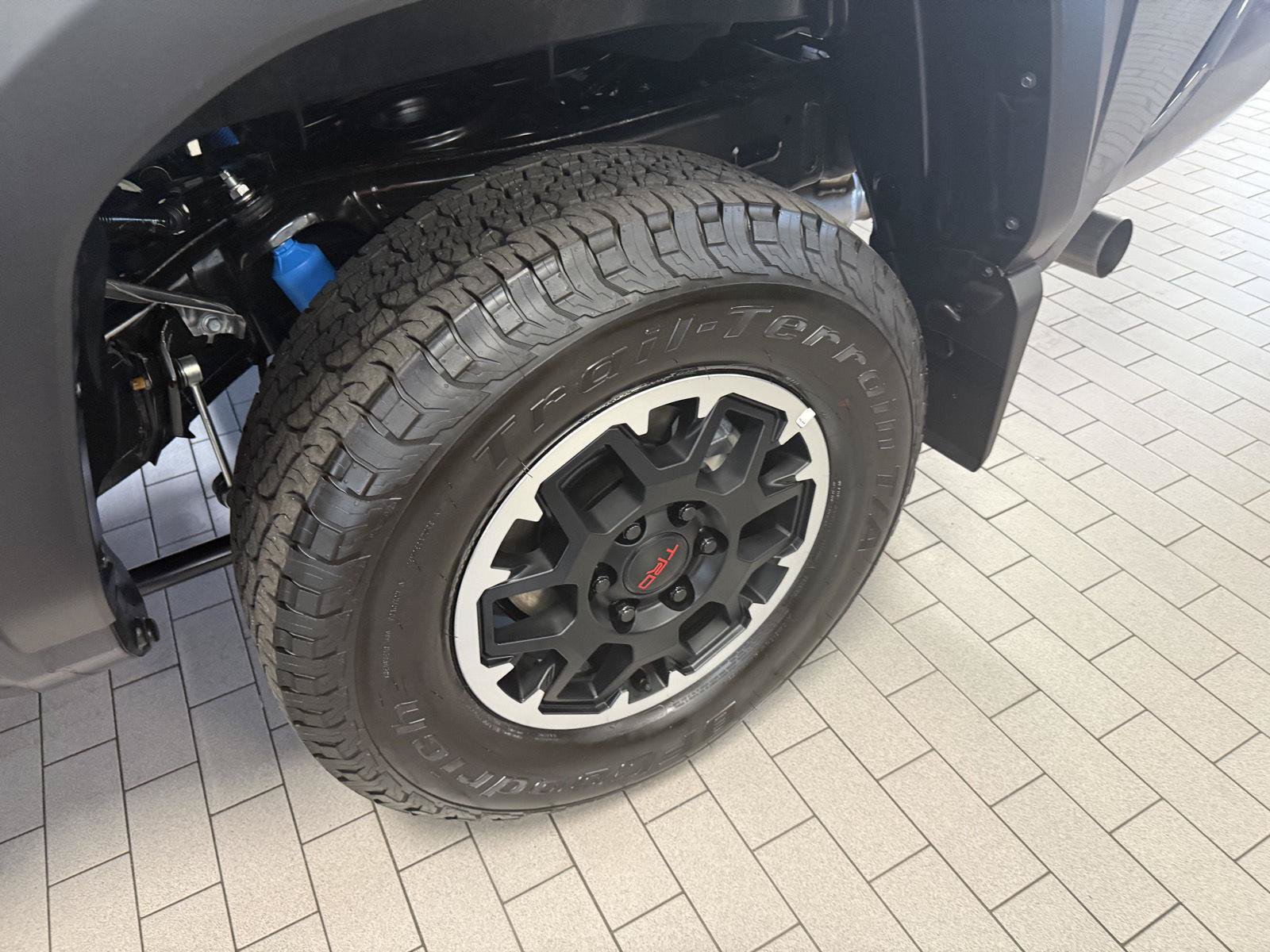 Used 2026 Toyota Tacoma TRD Off-Road AWD/4WD image 16
