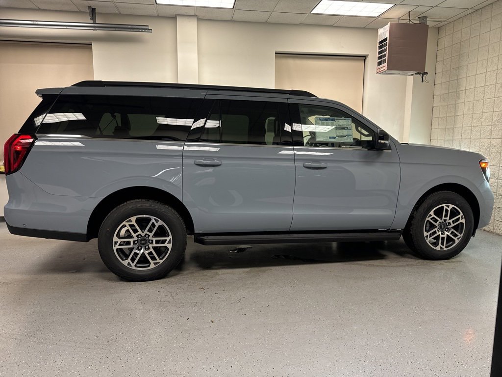 New 2025 Ford Expedition Max Active image 22