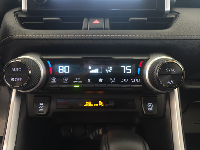 Used 2024 Toyota RAV4 XLE AWD/4WD image 20