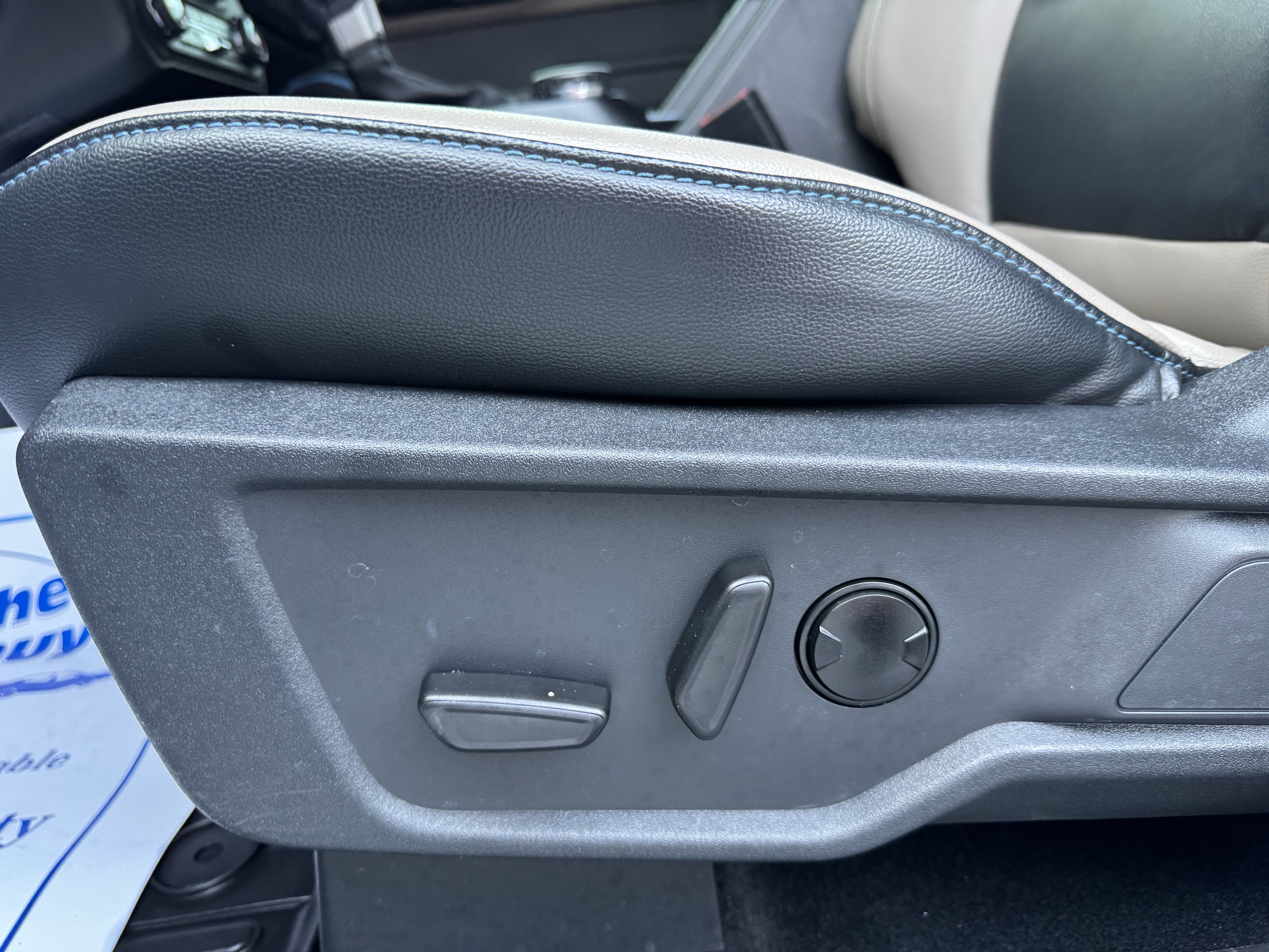 Used 2024 Ford Bronco Wildtrak AWD/4WD image 11