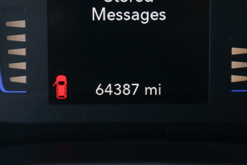 Used 2019 Chrysler Pacifica Touring image 20