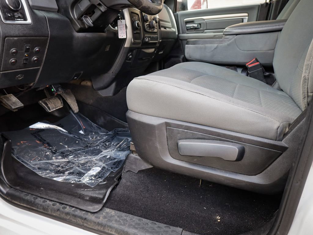 Used 2018 RAM 2500 SLT AWD/4WD image 14