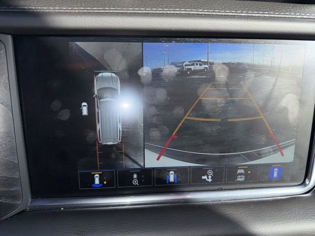 Used 2022 GMC Yukon XL Denali image 25