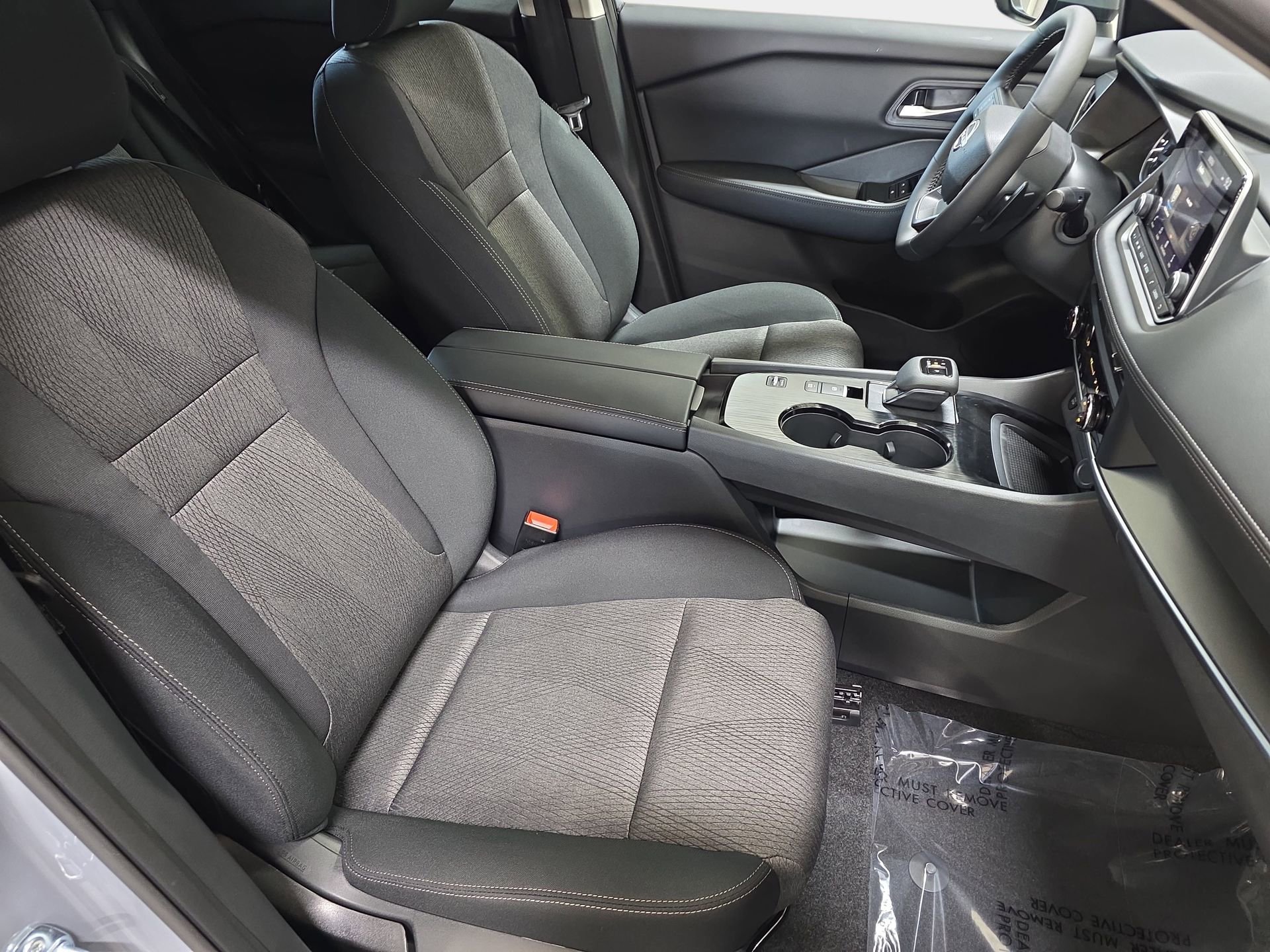 New 2026 Nissan Rogue SV FWD image 10