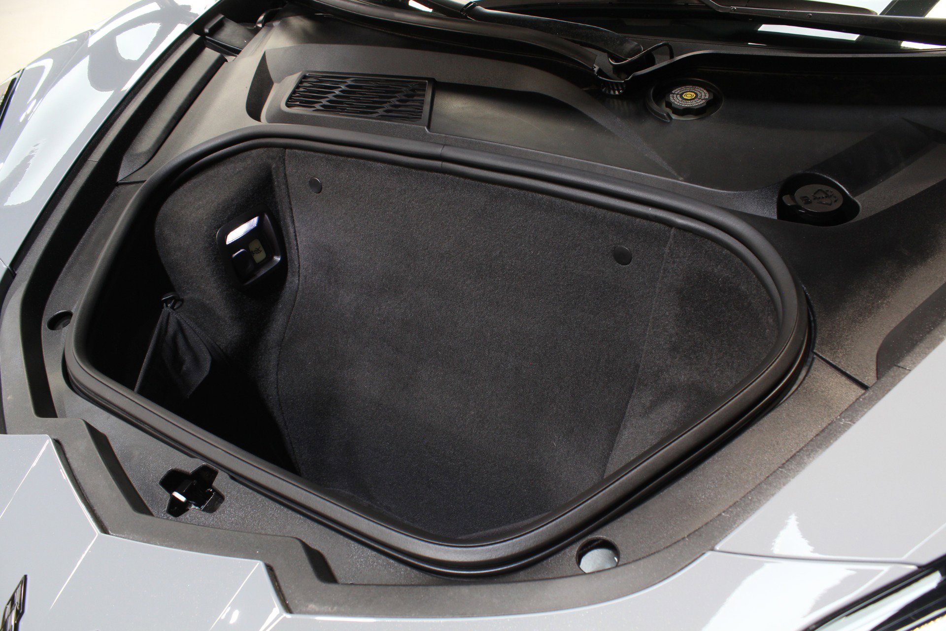 Used 2024 Chevrolet Corvette Stingray Premium Conv w/ Z51 Performance Package RWD image 79