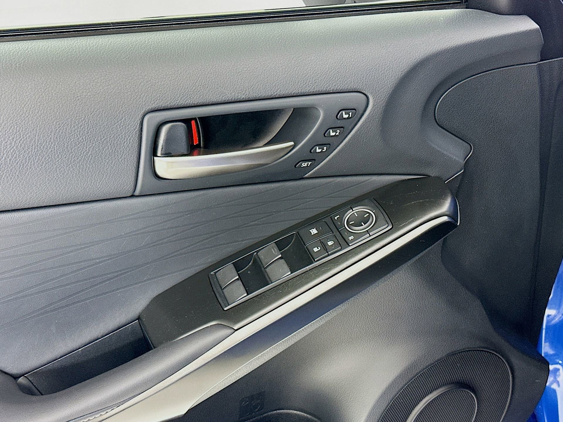 Used 2022 Lexus IS 300 w/ Premium Package image 18