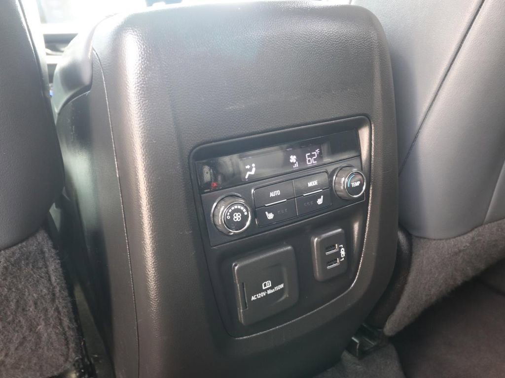 Used 2019 Buick Enclave Premium image 13