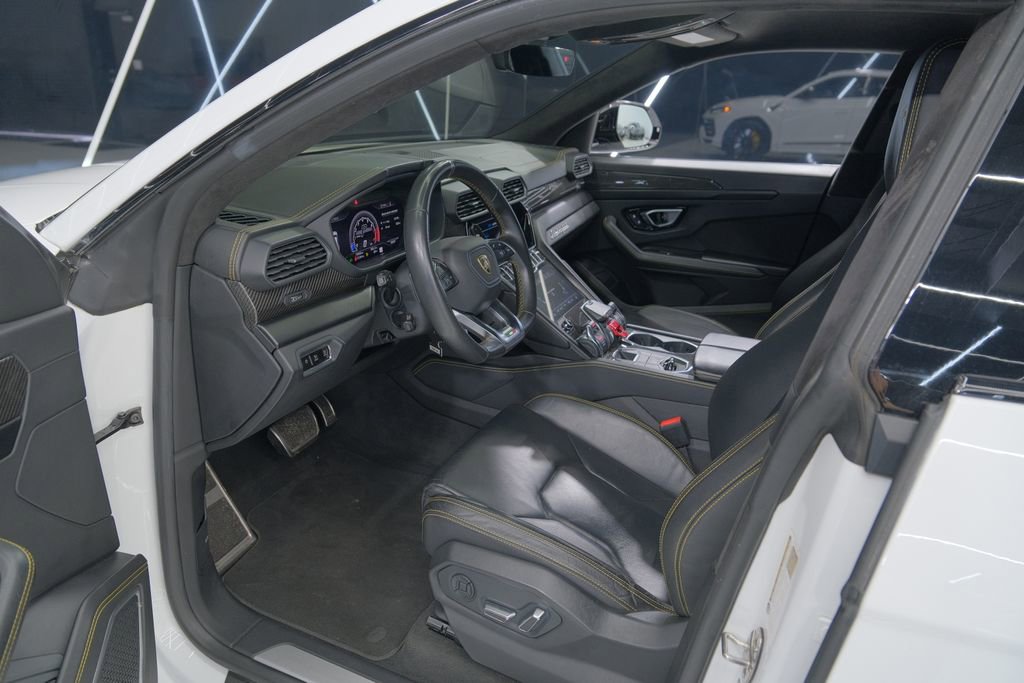 Used 2021 Lamborghini Urus image 50