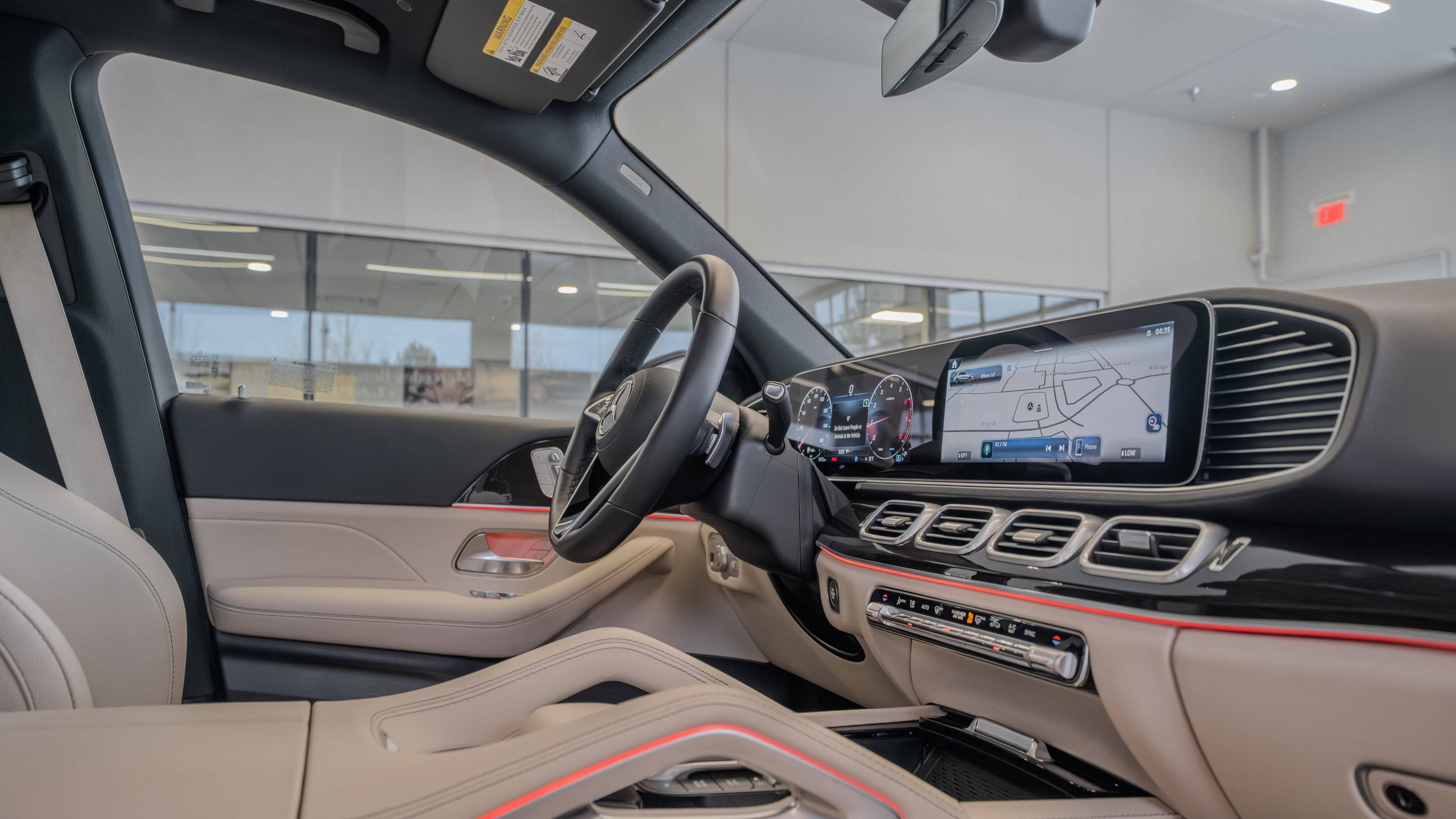 Used 2024 Mercedes-Benz GLE 350 4MATIC image 18