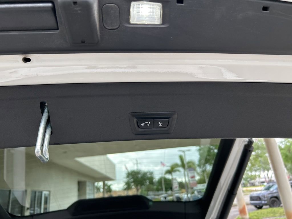 Used 2026 BMW X6 M60i image 42