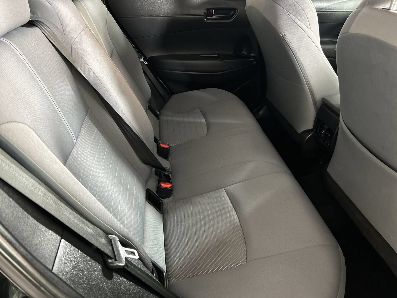 Used 2024 Toyota Corolla Cross AWD Hybrid w/ Moonroof Package image 26