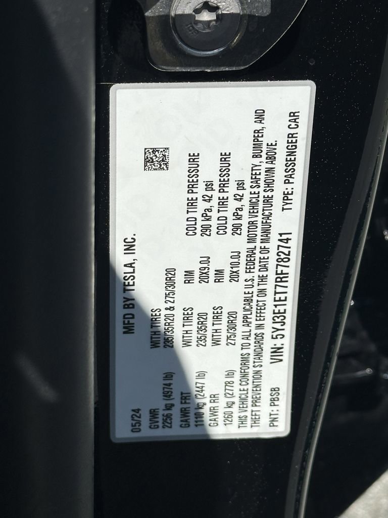 Used 2024 Tesla Model 3 Performance image 29