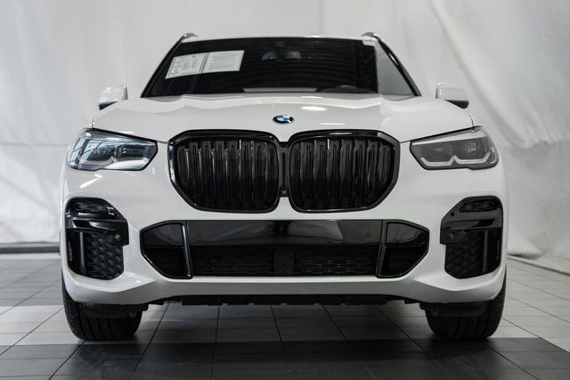 Used 2023 BMW X5 xDrive40i w/ M Sport Package image 2