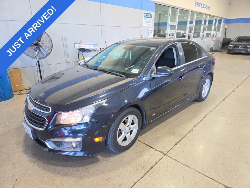 Used 2016 Chevrolet Cruze LT w/ Sun And Sound Package FWD image 1