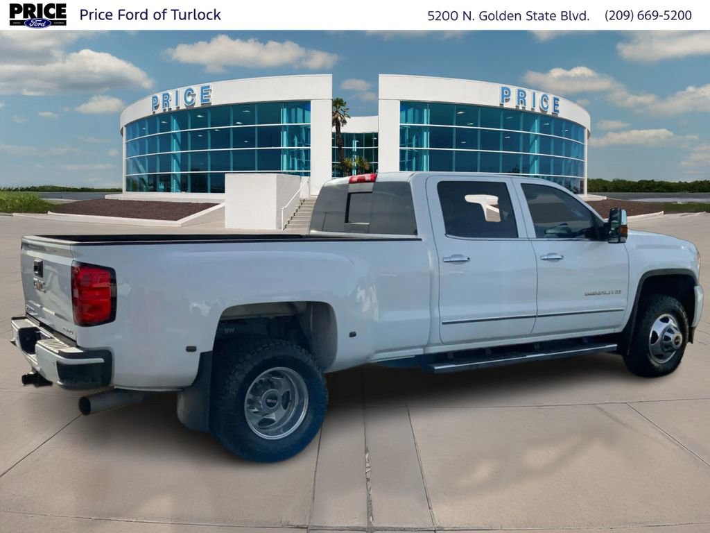 Used 2015 GMC Sierra 3500 Denali w/ Duramax Plus Package AWD/4WD image 5
