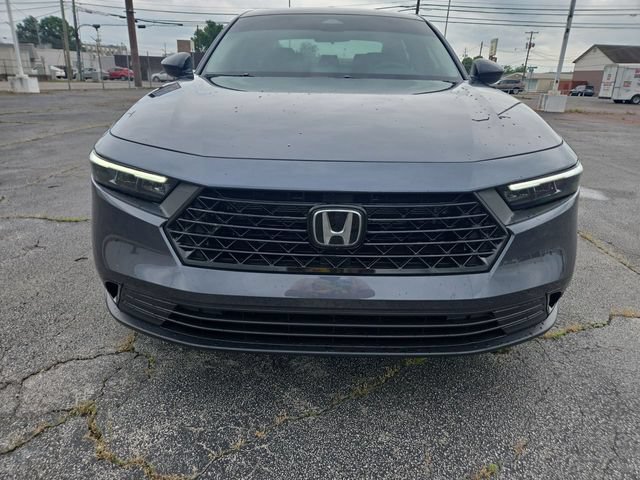 Used 2025 Honda Accord SE image 3