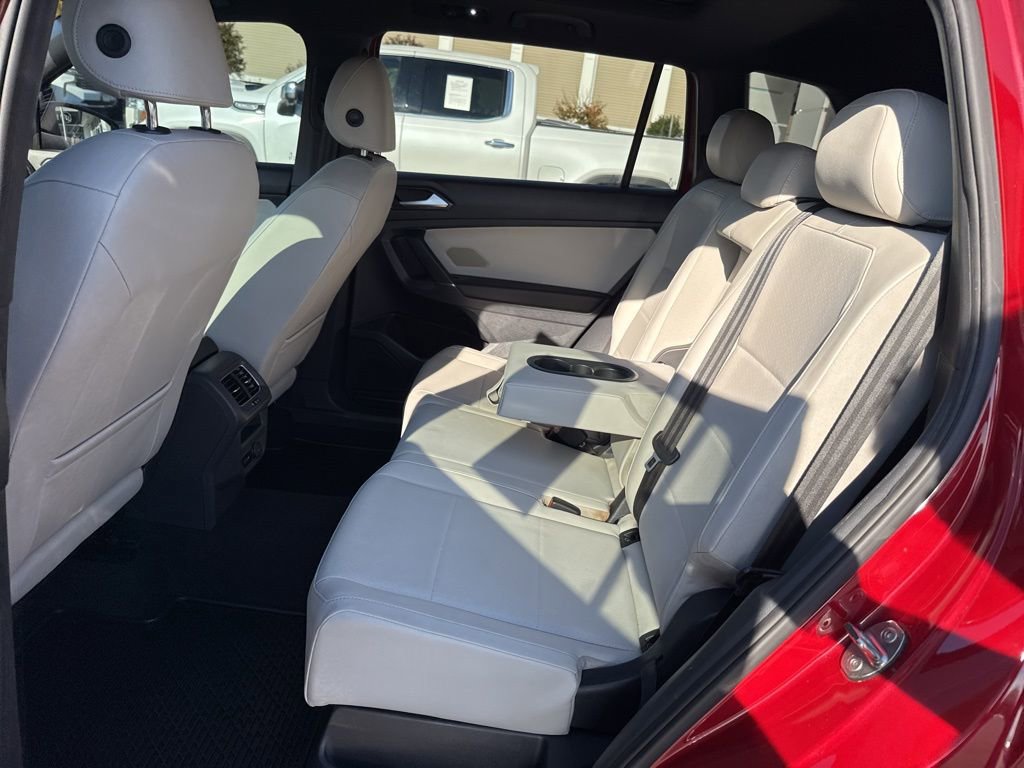 Used 2018 Volkswagen Tiguan SEL image 45