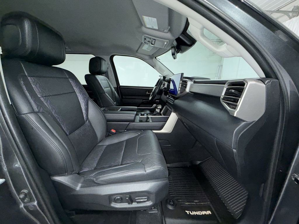 Used 2023 Toyota Tundra Limited image 11