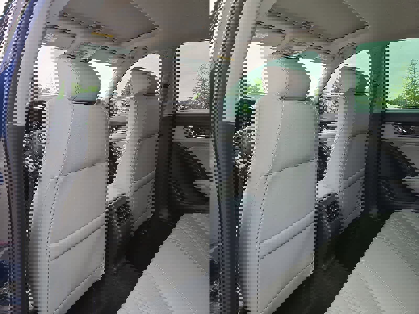 Used 2018 Honda Accord EX-L image 16